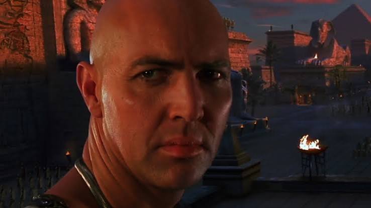Imhotep, interpretato da Arnold Vosloo